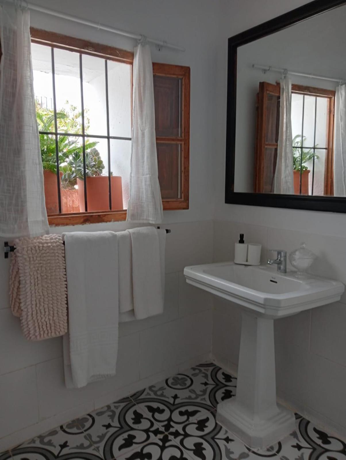 Jardin De Mucho Apartment Macharaviaya Exterior photo